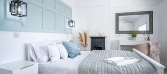 Newell Hill House - 3 Bedroom Holiday Home - Tenby