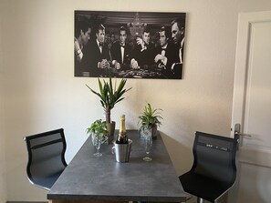 Dining - Mallo's Lodge + Parking + 2 balconies  (Colmar)