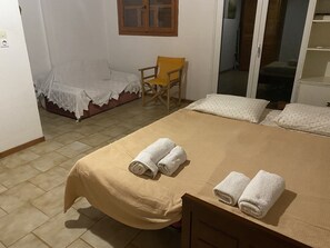 Cottage | 3 bedrooms, iron/ironing board, free WiFi, bed sheets - Cosy Calm Cottage in Olive Trees With sea View (Ermionida)