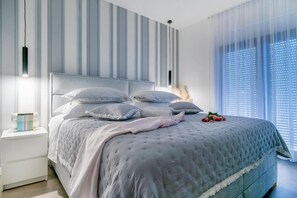 4 soverom, skrivebord, lydisolert og strykejern/-brett