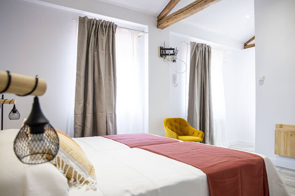 Superior Double Room, Accessible, Ensuite (2+1)