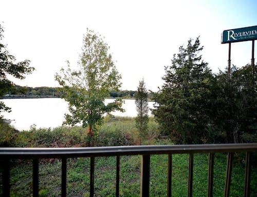 River-view Room, 2 Queen Beds with Jetted tub and Balcony