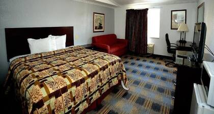 DELUXE ROOM, KING BED