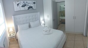 1 Schlafzimmer, Bügeleisen/Bügelbrett, kostenloses WLAN, Bettwäsche