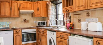 Honey Bee Cottage