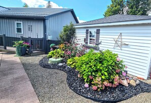 Property grounds - COME REST AT THE NEST! Year round, water front home close to Ellicottville! (Machias)