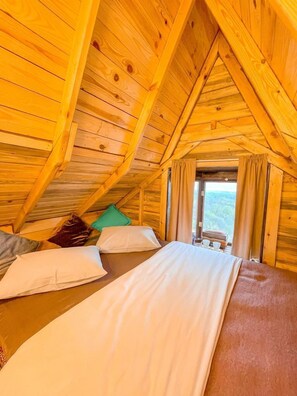 Casa de árbol exclusiva | Wifi gratis y ropa de cama