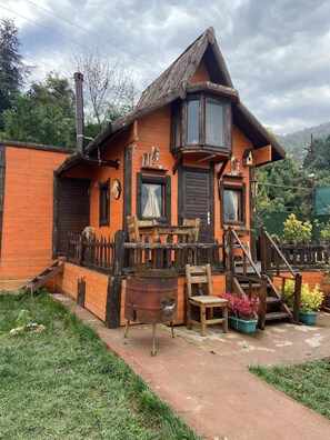 Casa de árbol exclusiva | Terraza o patio
