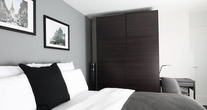 Armotti Friedheim 1 Bedroom + Guest Bedroom/Office