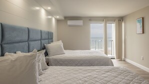 Suite studio classique, 2 lits doubles, balcon, vue sur l’océan