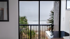 Suite studio classique, 2 lits doubles, balcon, vue sur l’océan