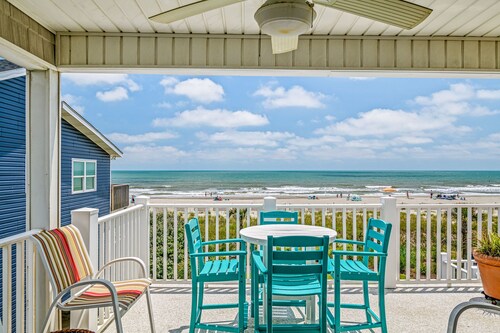 "Waters Edge 427-A" - Oceanfront Condo w/ Community Pool, 2 Bedrooms / 2 Bathrooms