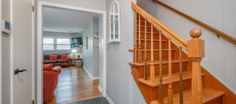 Roomy Home in Grandview - 2 miles to Buckroe Beach