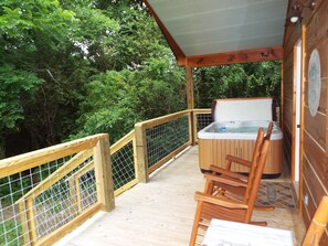 Bain à remous extérieur