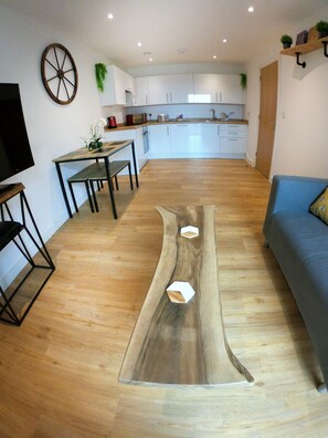 Interior - 🌱Chill Apartment Near Manchester Piccadilly Train Station (MANCHESTER)