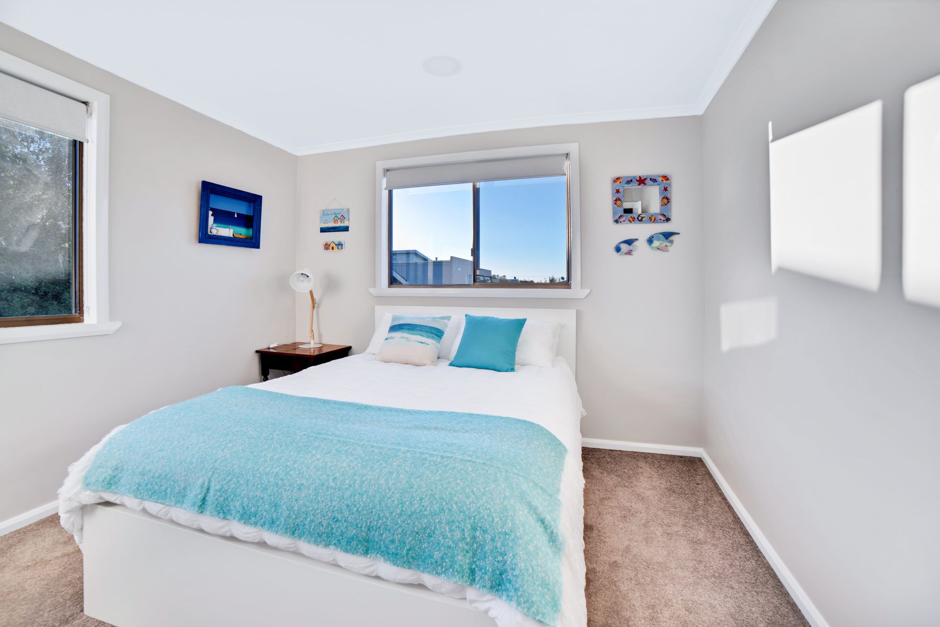 Spoil yourself in this centrally located beach house overlooking the vast... — image 13