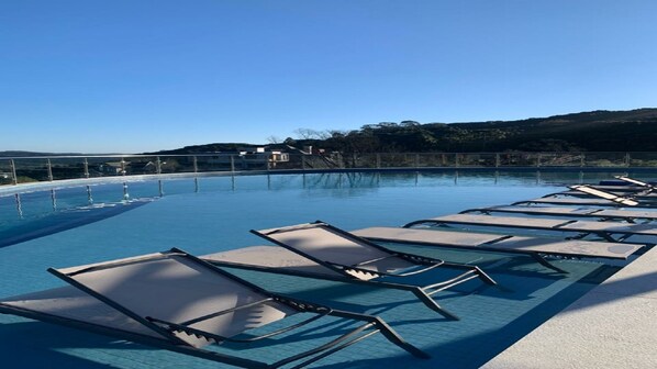 Indoor pool, outdoor pool