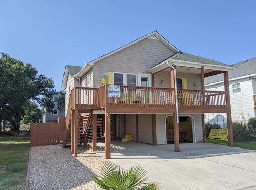 West Side Near Avalon Pier ⛱ Hot Tub🐕 Dog Friendly🐕‍🦺 Firepit, Fenced in Yard