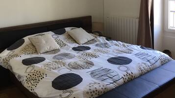 1 chambre, fer et planche Ă repasser, lit parapluie, Wi-Fi gratuit