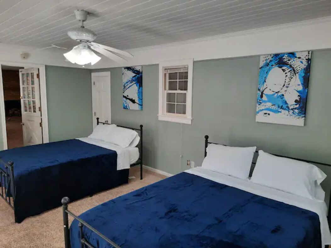 6 habitaciones, tabla de planchar con plancha y wifi gratis 