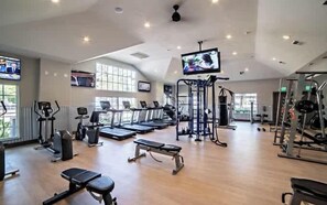 Fitness facility - Spacious 2BR King Suite w Gym close to DT (Austin)