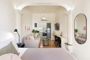 1 chambre, fer et planche à repasser, lit parapluie, Wi-Fi