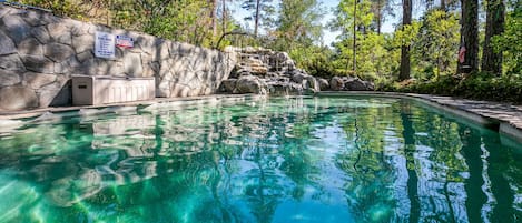 Piscine extérieure