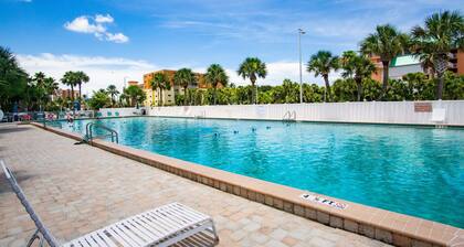 Belleview Gulf Studio/Steps away from BEACH (378)