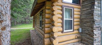 Rustic Roost Log Cabin | 1 Bed, 1 Bath