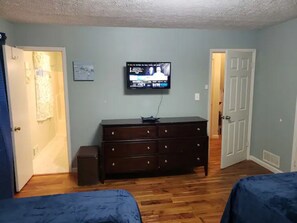 3 quartos, ferros/tábuas de passar roupa, Wi-Fi de cortesia