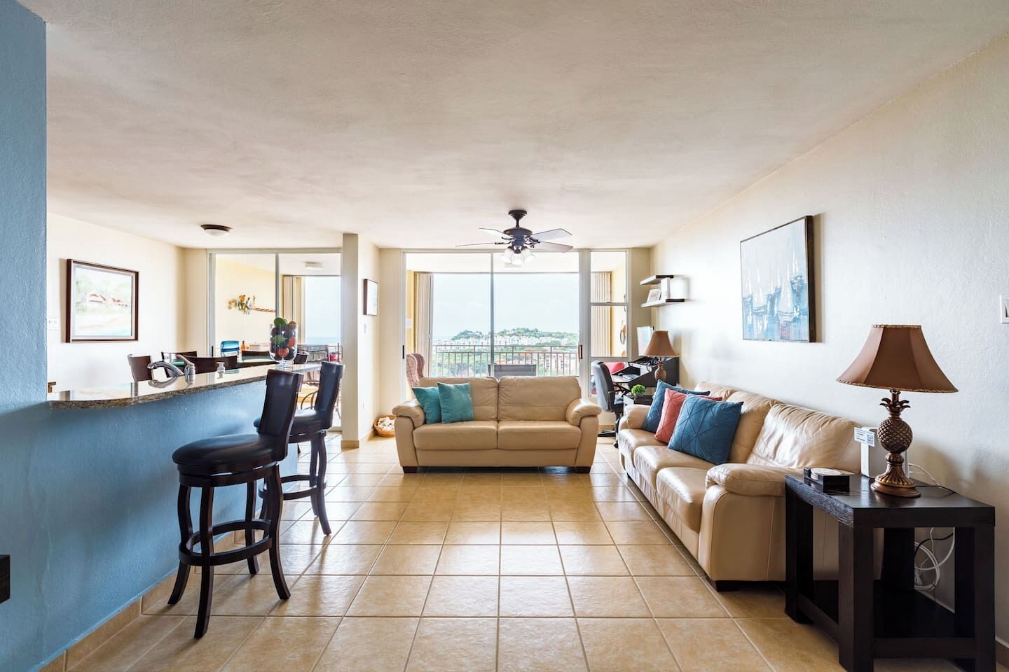 TV connectée, lecteur de DVD, écrans d'ordinateur