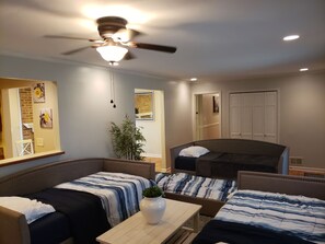 4 bedrooms, in-room safe, iron/ironing board, free WiFi