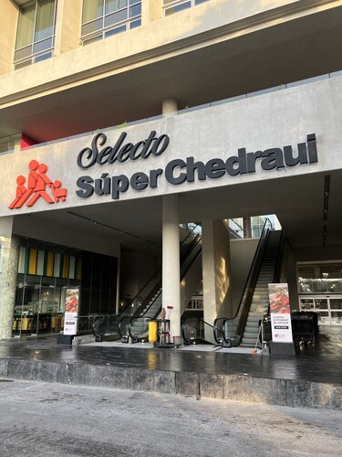 Entire luxury 2 BR condo in heart of Playa Del Carmen