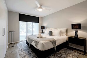 4 Schlafzimmer, Bügeleisen/Bügelbrett, WLAN, Bettwäsche
