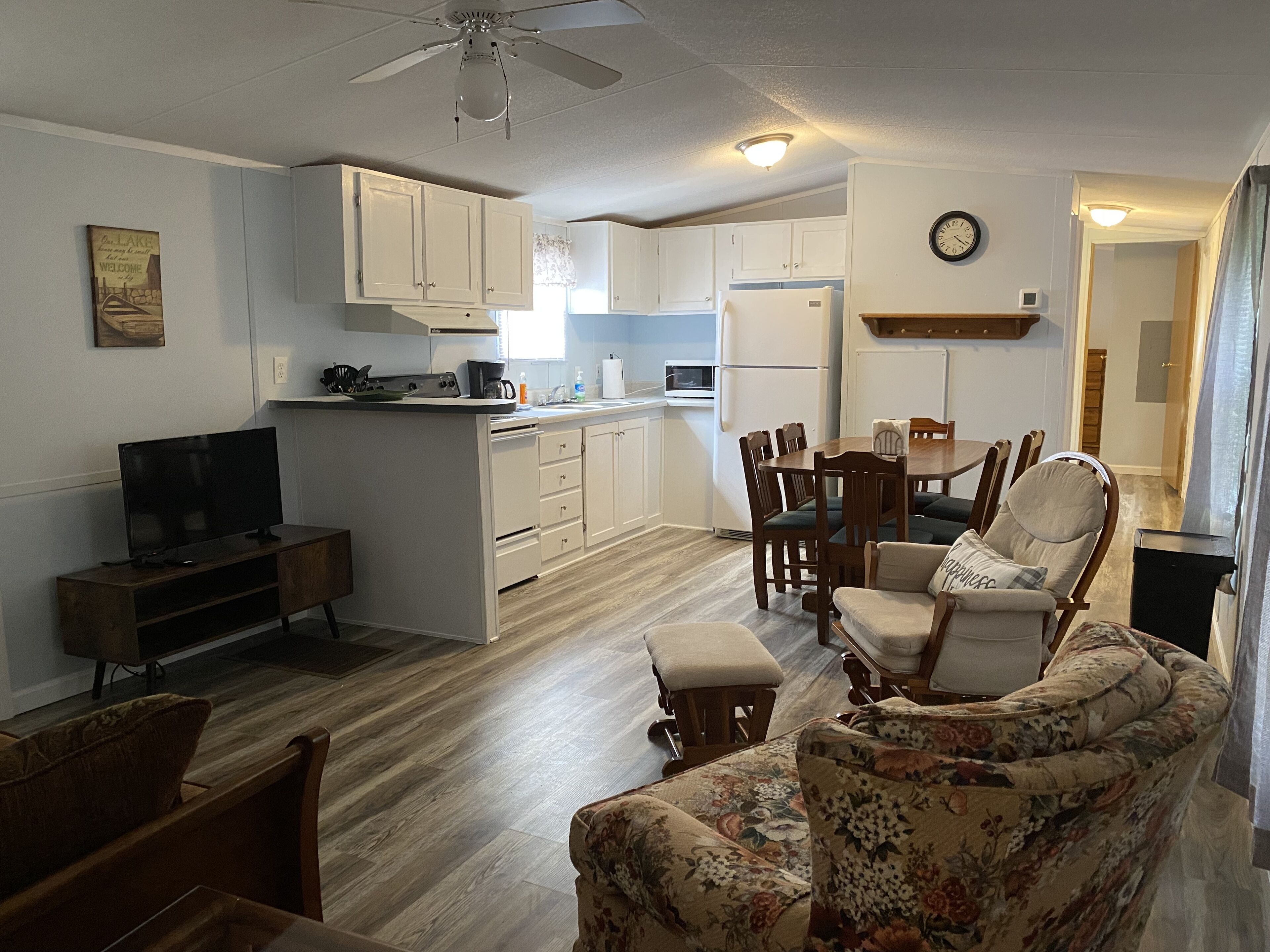 2 bedroom home located near Watts Bar Lake