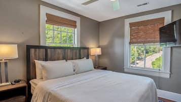 2 makuuhuonetta, työpöytä, silitysrauta/-lauta, Wi-Fi