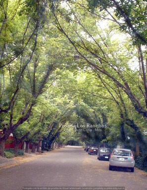 مواقف سيارات في المنشأة الفندقية