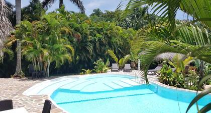 Charmant Bungalow Tropical