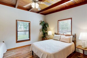 1 bedroom, Internet, bed sheets