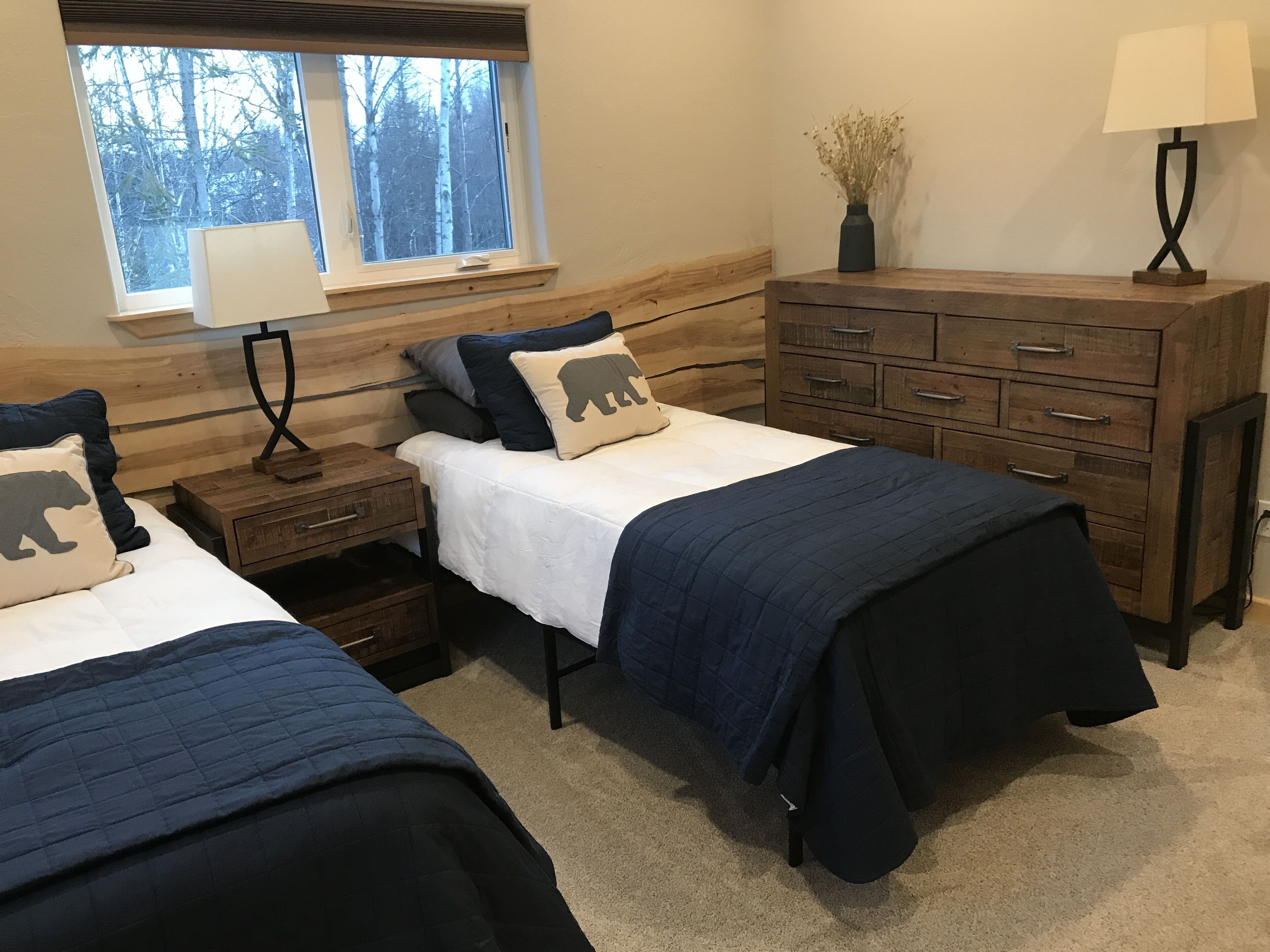 2 bedrooms, iron/ironing board, travel crib, free WiFi