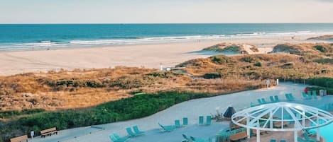 Innenpool, Außenpool