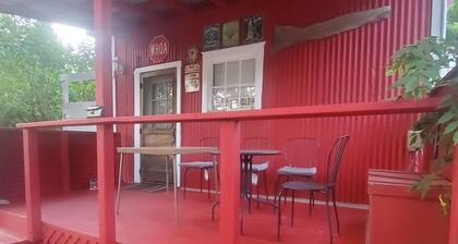 Cute, Cozy and Charming Cabin - In the Heart Of Julian Historic Town