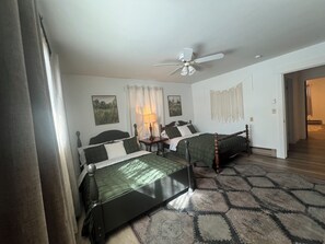 2 Schlafzimmer, Bügeleisen/Bügelbrett, Reisekinderbett, kostenloses WLAN