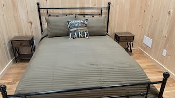 4 bedrooms, free WiFi, bed sheets