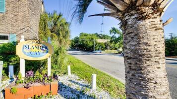 House (Islander Cay Myrtle Beach Escape) | Property grounds