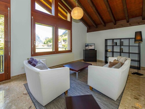 Près du Bahnhof by Interhome