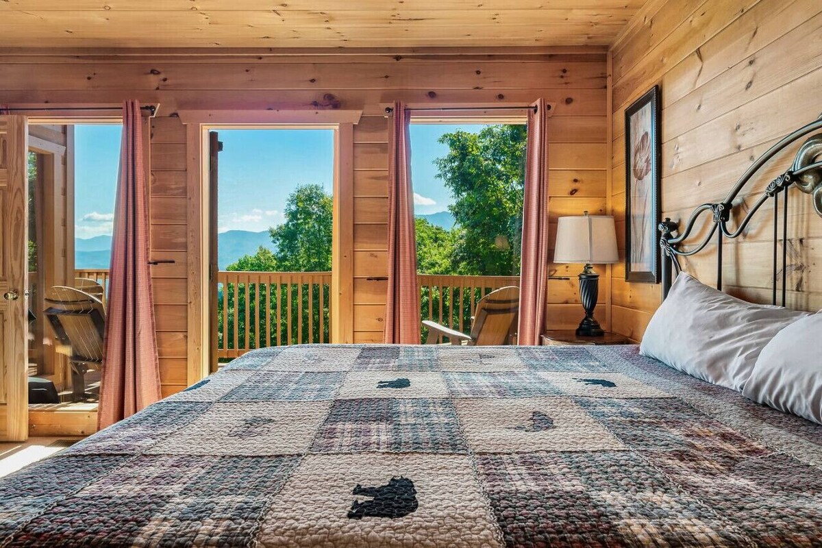 Photo 54 of Million $ Views • Theater • Hot Tub • Game Room