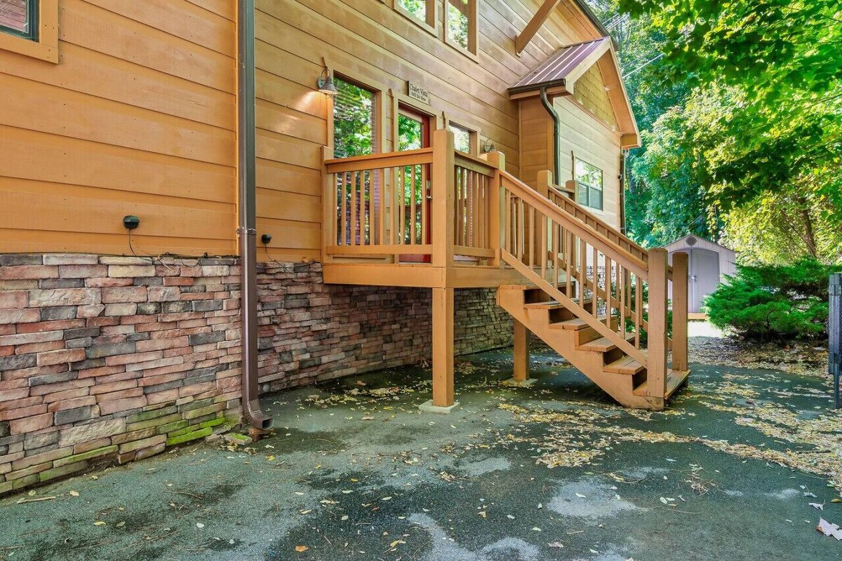 Photo 95 of Million $ Views • Theater • Hot Tub • Game Room