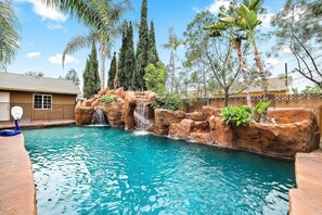 Beheizter Pool