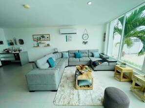 Smart TV, fireplace, video games